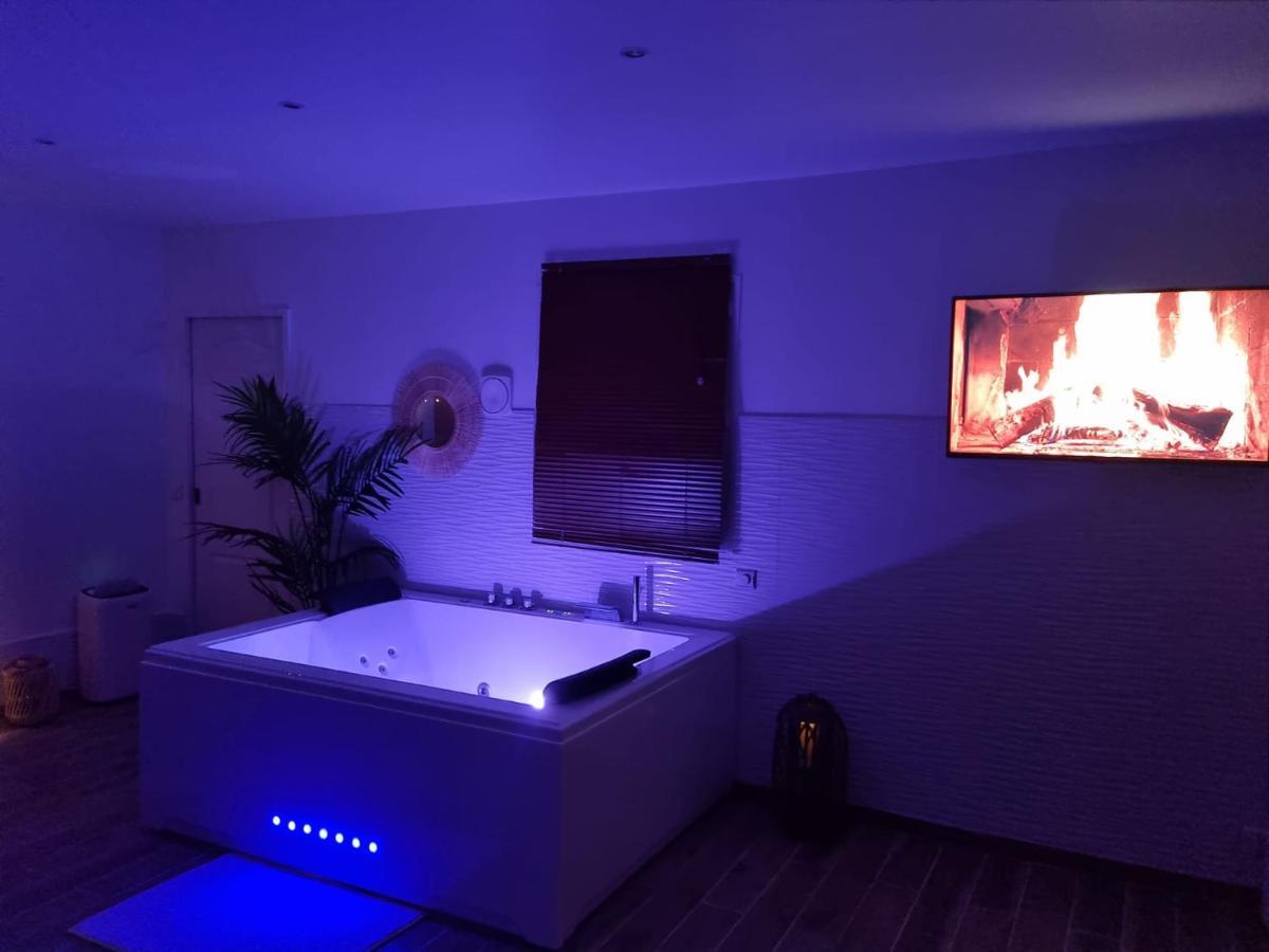 Suite De Charme Avec Jacuzzi Et Jardin Privatif Paris Au Calme Saint-Prix  Eksteriør billede