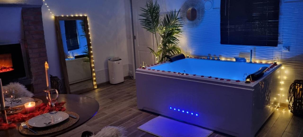 Suite De Charme Avec Jacuzzi Et Jardin Privatif Paris Au Calme Saint-Prix  Eksteriør billede