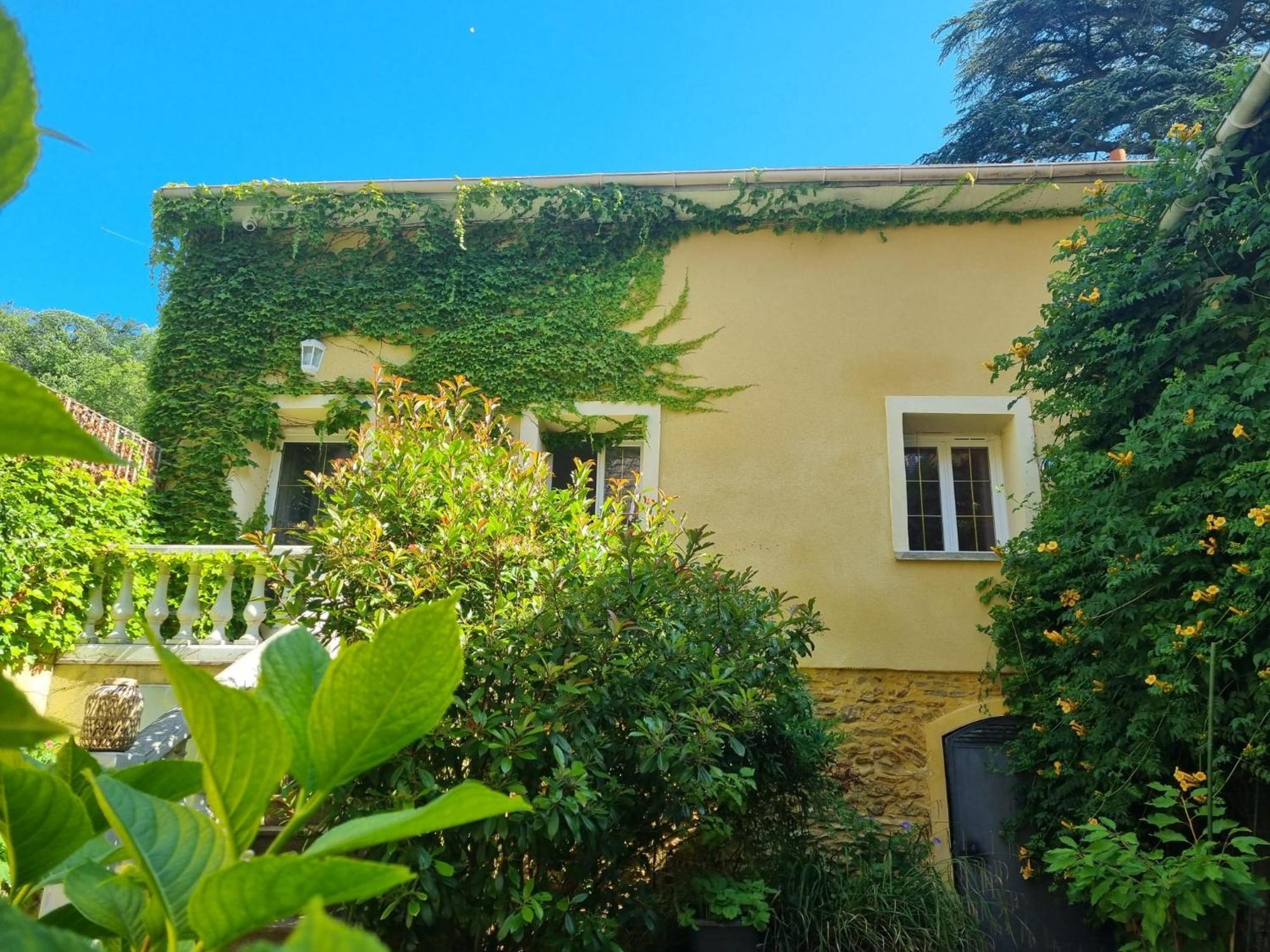 Suite De Charme Avec Jacuzzi Et Jardin Privatif Paris Au Calme Saint-Prix  Eksteriør billede
