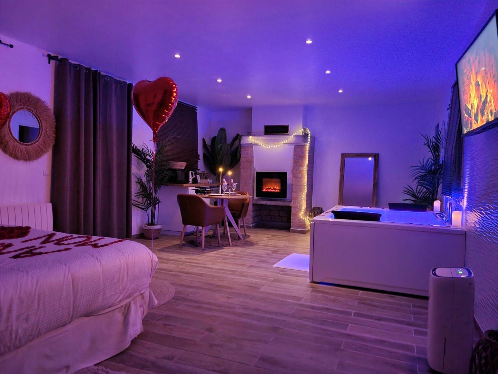 Suite De Charme Avec Jacuzzi Et Jardin Privatif Paris Au Calme Saint-Prix  Eksteriør billede