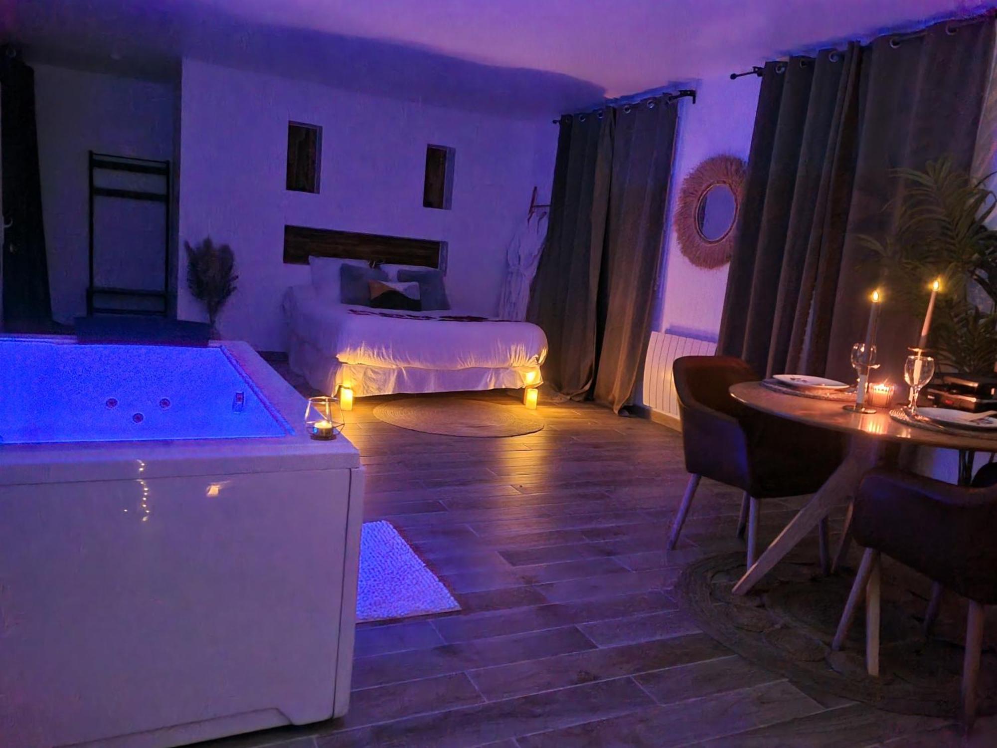 Suite De Charme Avec Jacuzzi Et Jardin Privatif Paris Au Calme Saint-Prix  Eksteriør billede